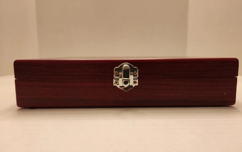 Personalized ROBERT In Wooden Lock Case. Flask 4shot Glasses And Funnel.   New - Image 2 of 4