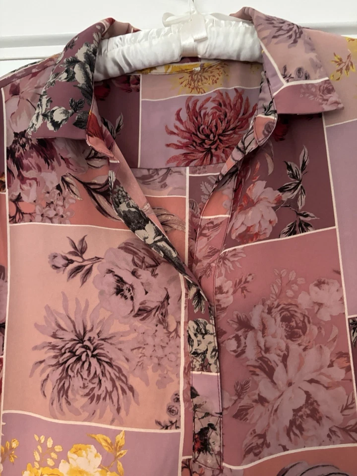 Debenhams Blouse NEW Size 18 Machine Washable COST £25.99 - Image 2 of 4