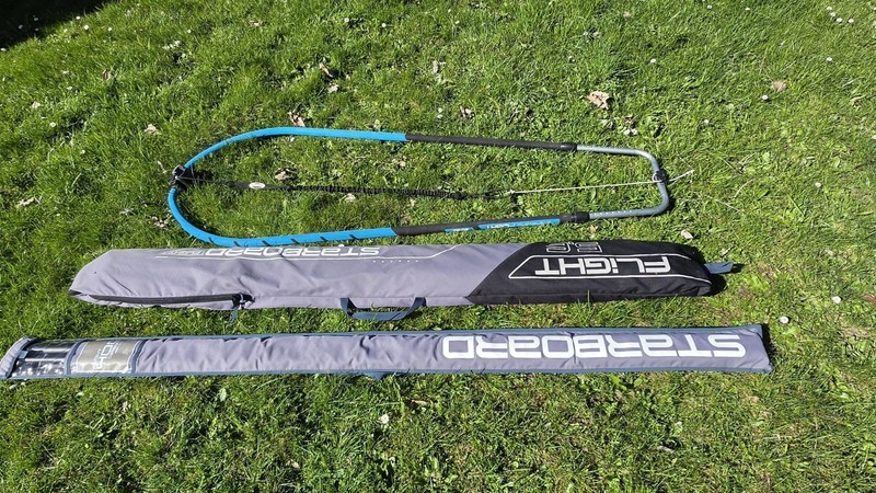 Starboard Windsurf/ Foilset-Flight 5.6 Segel + 90% C Mast & Gabel