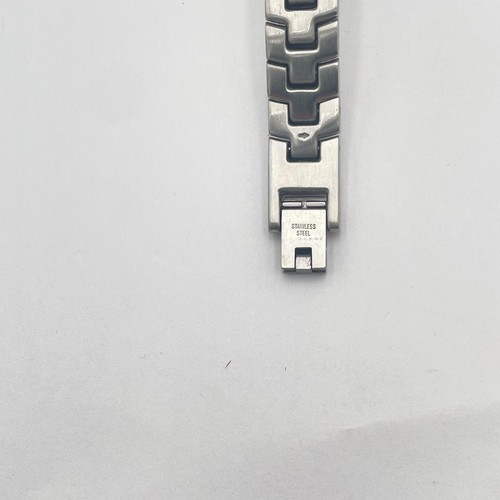 Reloj de cuarzo Mary Kay para mujer tono plateado acero inoxidable detalles de cristal Japón - Imagen 7 de 10
