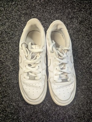 Nike Air Force 1 Originals Gebraucht Mädchen Schuhe Turnschuhe Größe 5,5 All White Low Tops