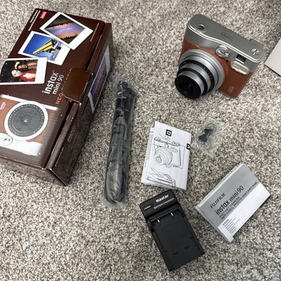 Fujifilm INSTAX Mini 90 Neo Classic Instant Camera (Brown)