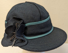 Stormy Kromer Women's Cap Blue Green Trim Flower Made in USA Size 6 7/8