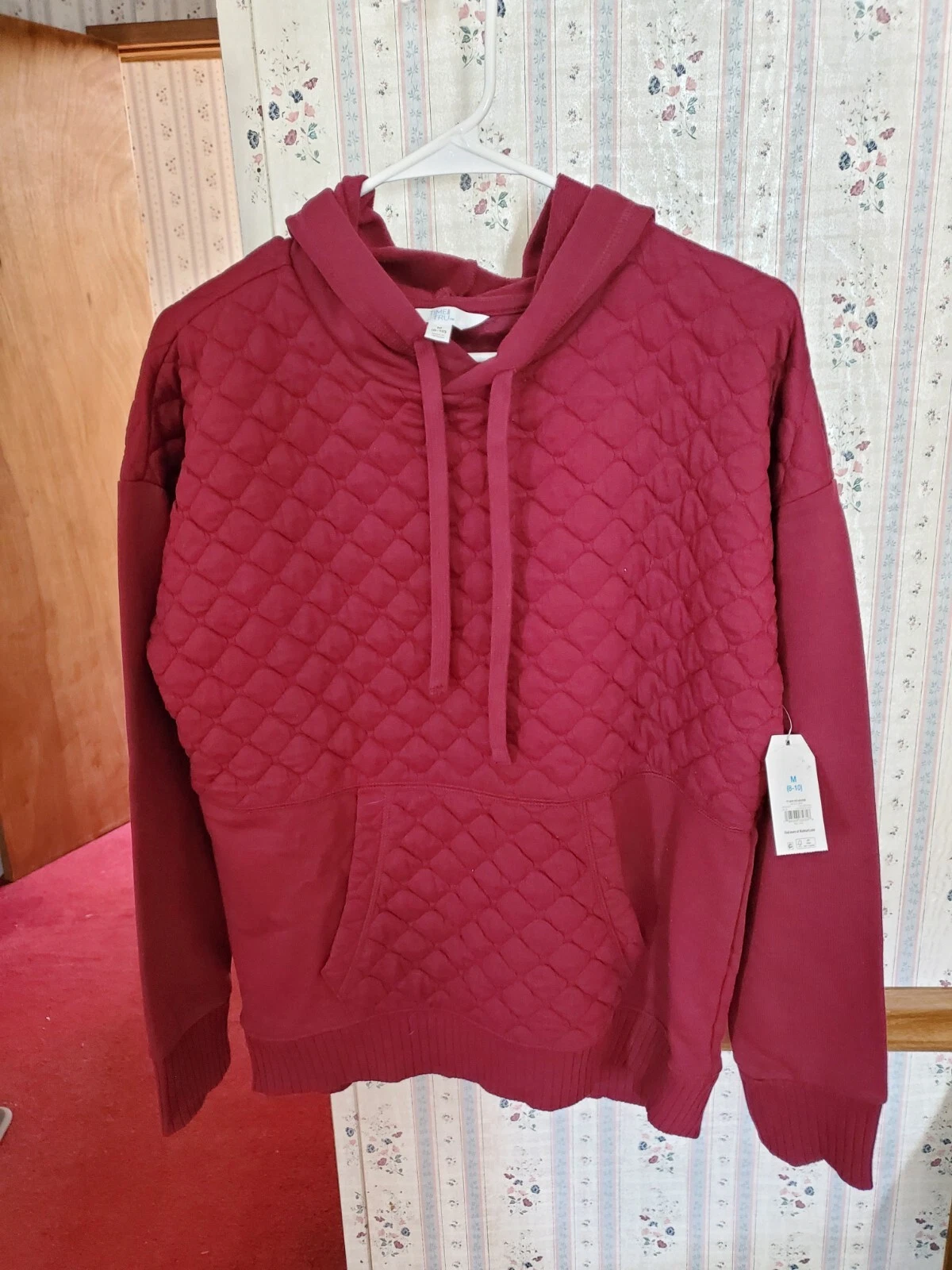 Womens Burgundy Hoodie Quilted Sweater new with tags sz MED