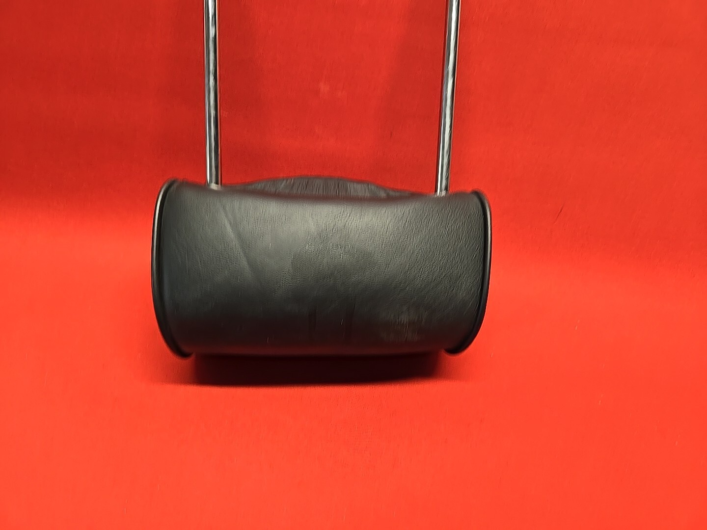 2003 - 2007 Maserati Quattroporte FRONT LEFT / RIGHT Headrest Leather 981421319