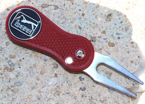 PGA TOUR CLASSIC GOLFER EMBLEM Logo Golf Ball Marker Switchblade Divot Tool RED