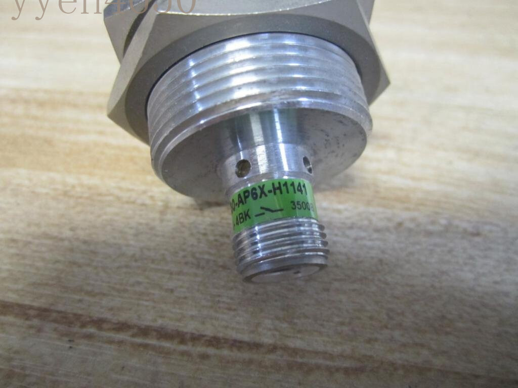 Turck NI20U-M30-AP6X-H1141 Proximity Switch Uprox Sensor Free Shipping!