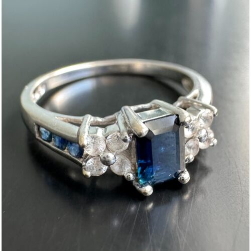 14K WHITE GOLD  BLUE AND CLEAR SPINEL RING SIZE 6.75 SKY - Afbeelding 1 van 9