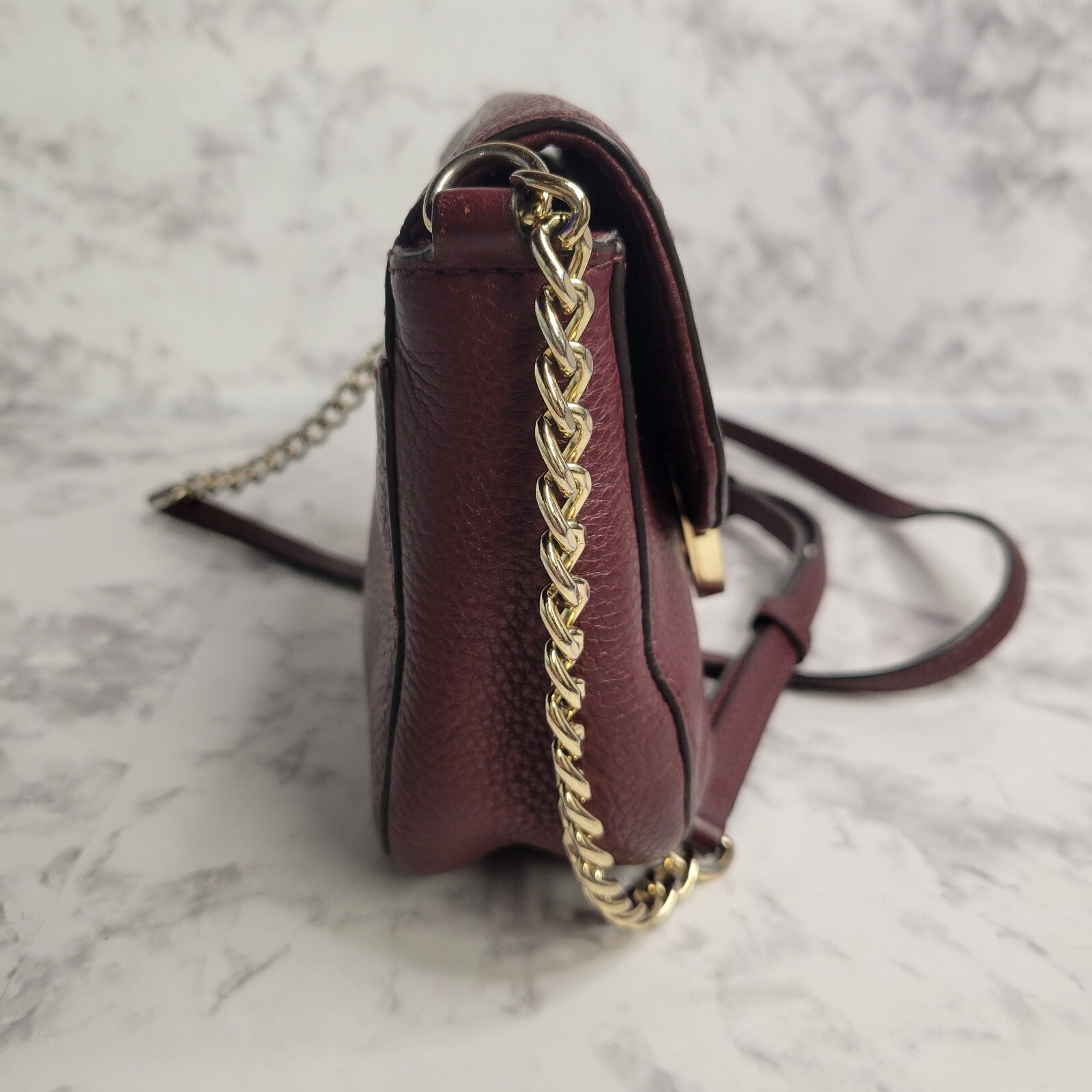 Michael Kors Fulton Leather Burgundy Crossbody Bag Purse Gold Chain Cute Small thumbnail 9