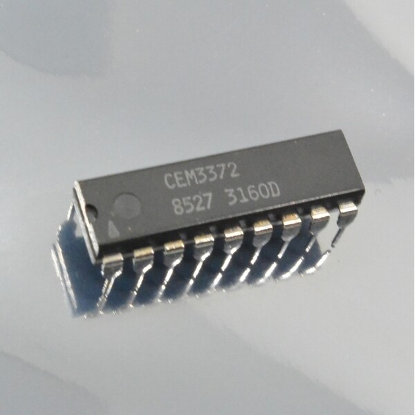 Composant CEM3372 rare en boîtier DIP18 pour la maintenance de synthétiseurs