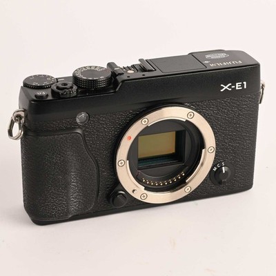 Fujifilm X E1 Systemkamera Body 16,3 MP 2.8 Zoll LCD  SHP 311695
