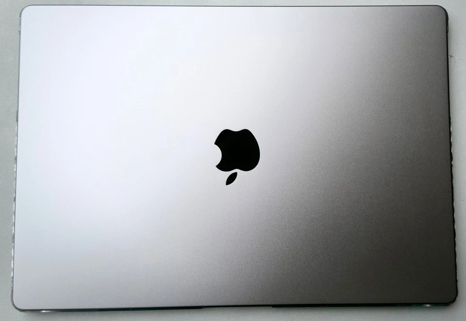 Apple MacBook Pro 16" M3 Pro · 18GB · 512GB, photo 4 sur 5