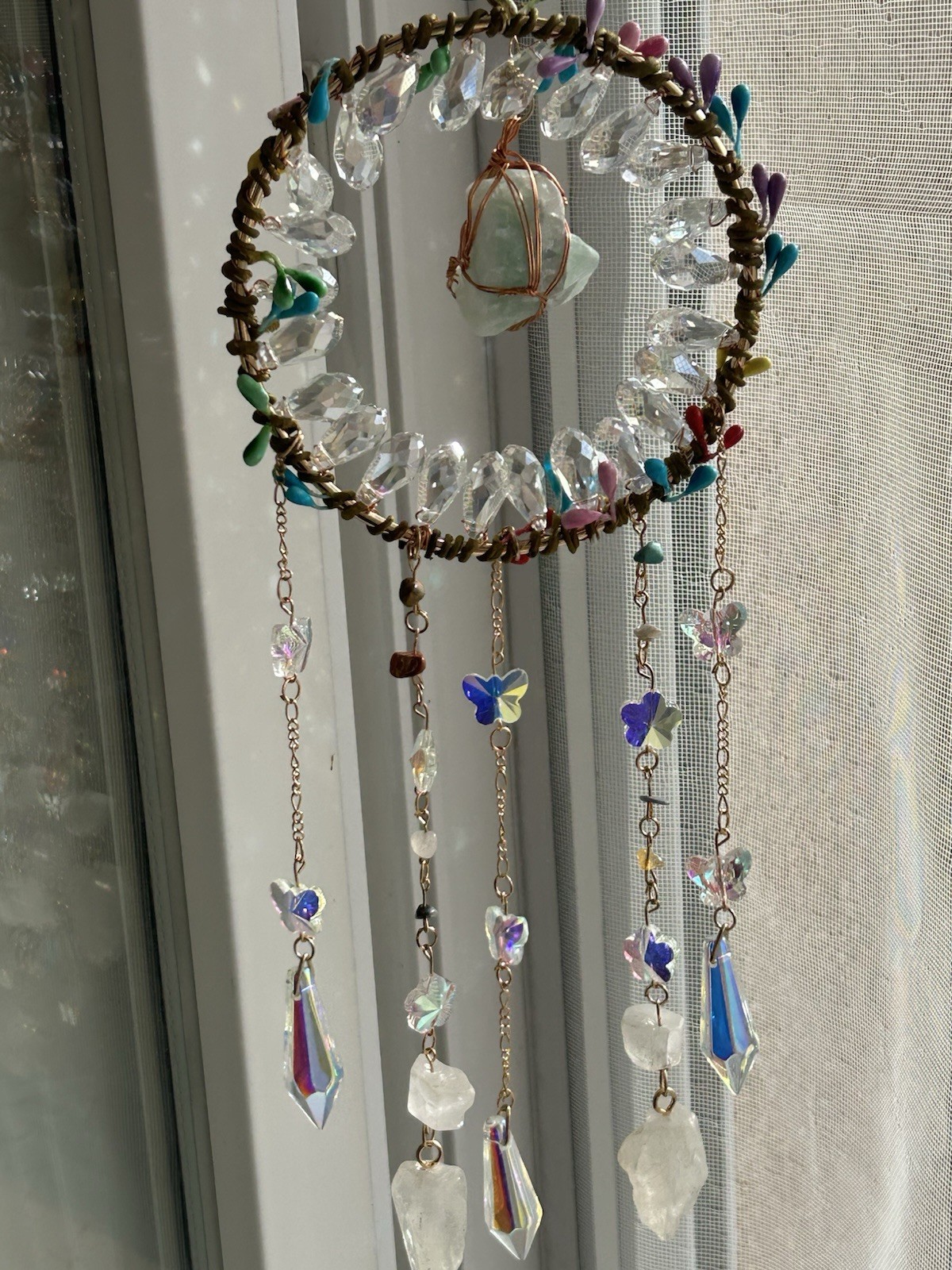 Attrape-soleil en cristal et aventurine pour fenetre de salon zen