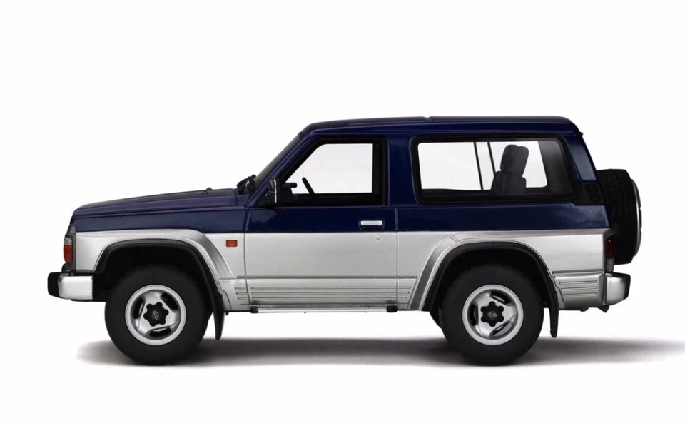 NISSAN PATROL GR 3p., gris/bleu, 1992, OTTOMOBILE, 1/18. Neuve boîte d’origine. - Photo 3/4