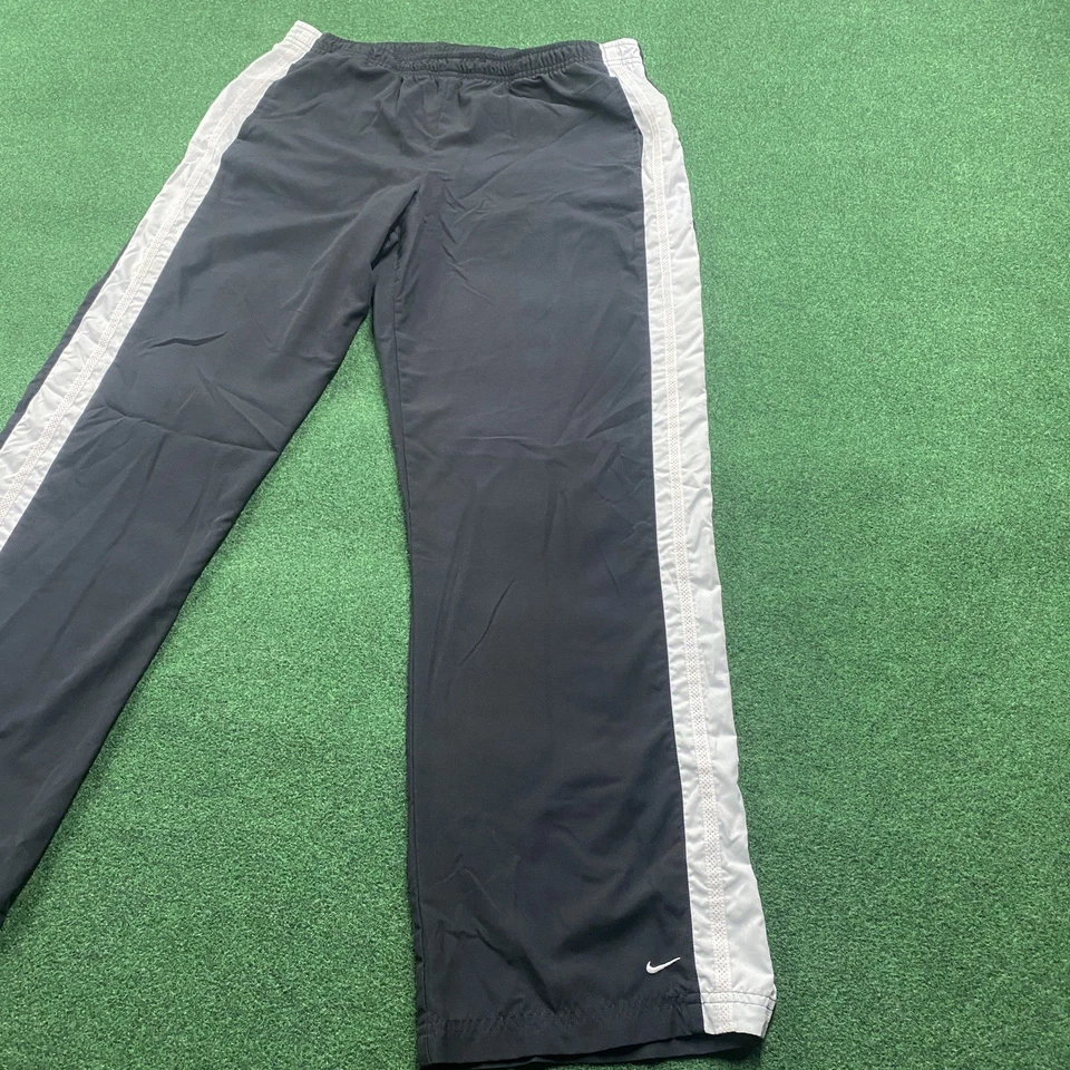 Винтажные мужские спортивные штаны Nike M черные с вышивкой Swoosh Y2K мешковатые 33x32 - Изображение 2 из 4