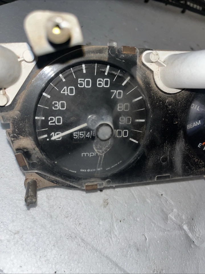 Medidores de instrumentos velocímetro Datsun Truck Gauge Cluster 1974-1977 OEM Foto 2 de 4