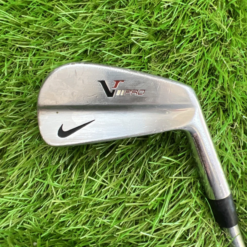 Nike V Pro 3 Iron RH Dynamic Gold S300 Stiff Flex Shaft - Image 2 of 4