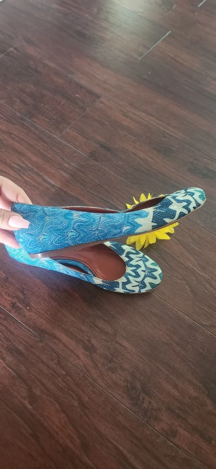 Zapatos planos MISSONI de gamuza multicolor con patrón floral talla 37,5 hechos en Italia usados en excelente estado Foto 2 de 4