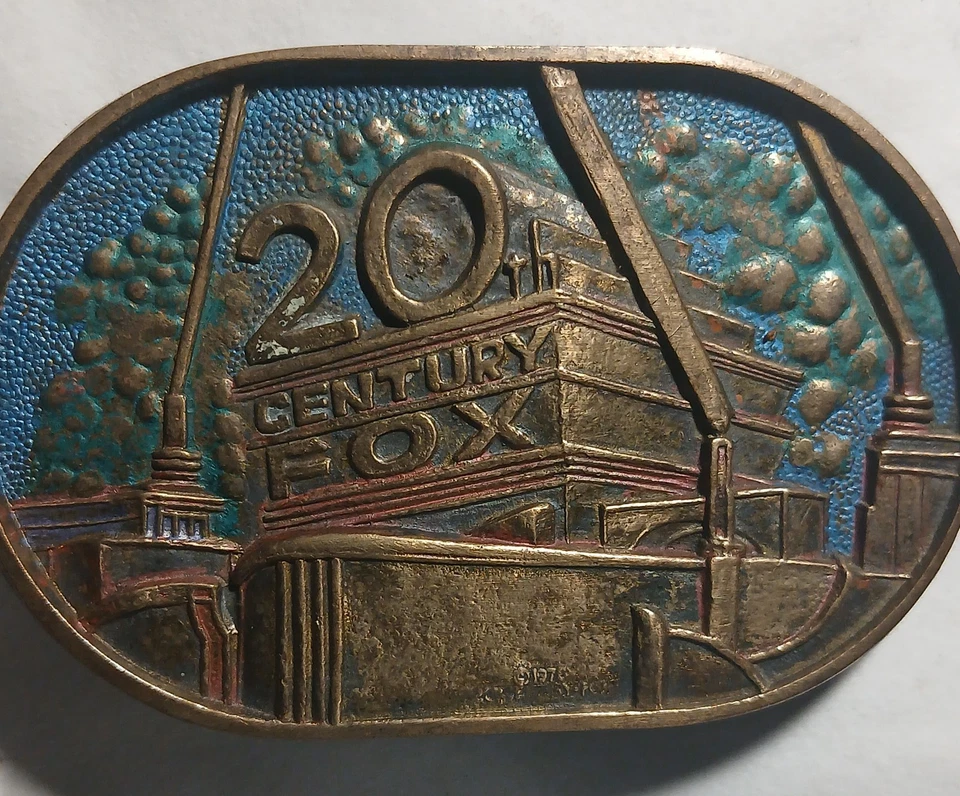 Beautiful, Vintage 1976 20th Century Fox Movie Premiere BTS Beltbuckle. - Image 3 of 4
