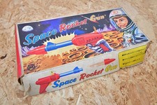 Miura Toy Plastic Toy Space Rocket Gun W/BOX F/S FEDEX