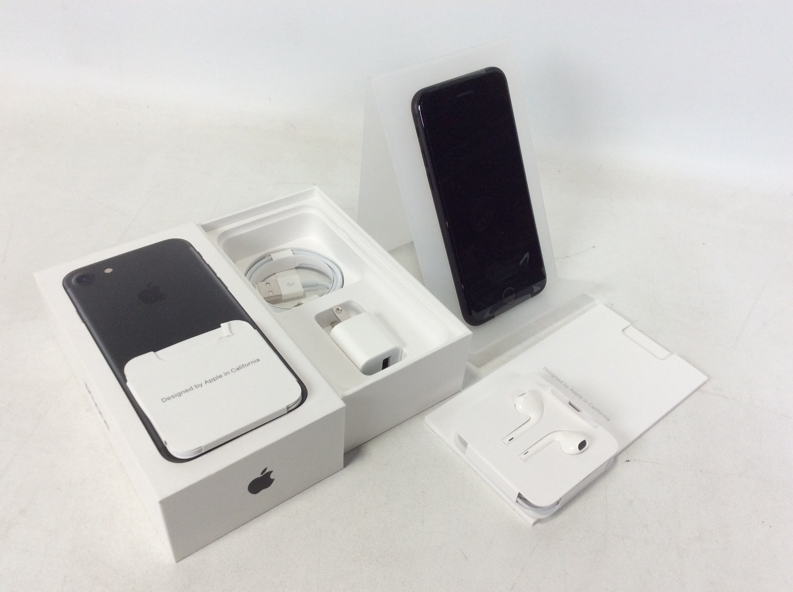 Apple iPhone 7 A1660 32GB Black Brand New Factory Sealed EarPods USB Open Box