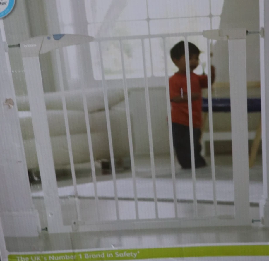 Lindam by Munchkin Sure Shut Axis Pressure Fit Safety Gate, Door and Stair Gate - Bild 2 von 2