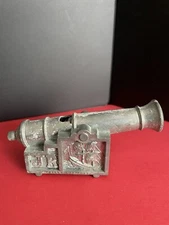 Vintage 1960's Callen MFG. Corp. JR "Jolly Roger" Pirate Cast Metal Cap Cannon 