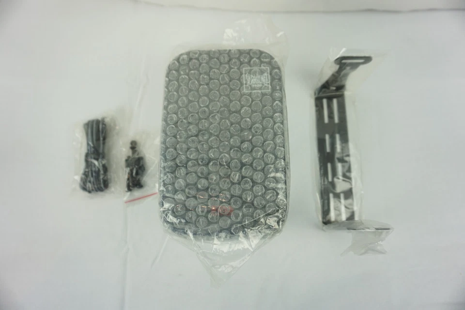 Boss Audio 2 Way Monitor Style Box Speakers AVA-6300 Speaker ONLY - Image 2 of 4