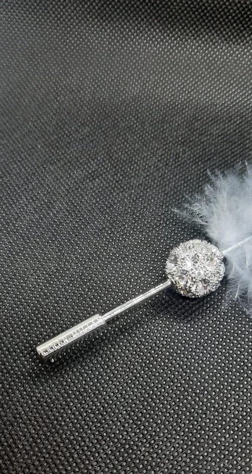Swarovski Elements crystal Feather Brooch - Image 3 of 4