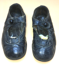 Antique Baby Shoes Black Leather Round Toe w Button Leather Soles Maryjanes