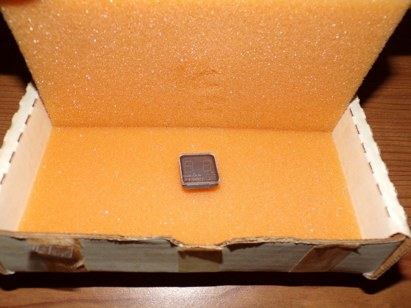 Honeywell Bendix King 037-00042-0000 Dsply 2 Char 7 Seg