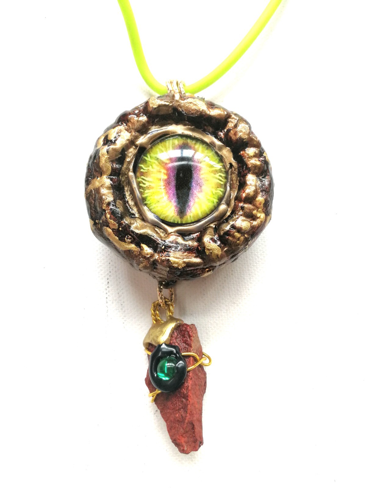 Picture 4 of 24