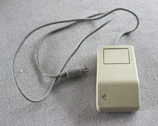 Apple G5431 Apple Desktop Bus Mouse - One Button Vintage ADB Serial Interface