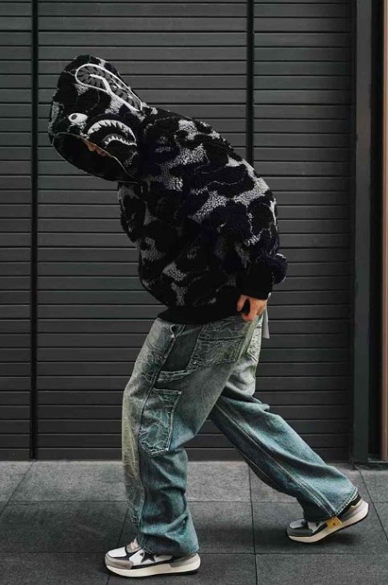 A BATHING APE Men's ABC CAMO BOA SHARK RELAXED FIT FULL ZIP A BATHING APE Men's ABC CAMO BOA SHARK RELAXED FIT FULL ZIP