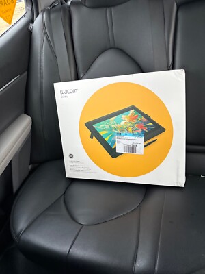 Wacom Cintiq DTK1660K0A 16in Creative Pen Display - Black