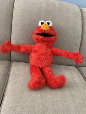 Hasbro Sesame Street Elmo Plush Medium Red Washable Stuffed Animal 2012 A4256