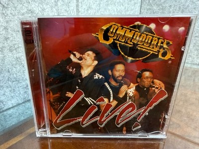 2 CD Set: The Commodores Live