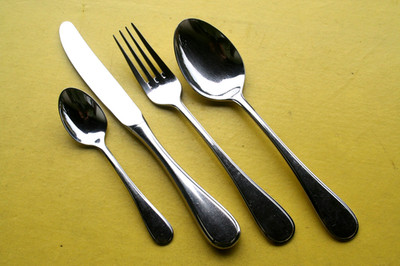 WMF POTSDAMER HOFMUSTER - Cromargan - TAFELBESTECK 4-teilig- 1 (von 4) Sets -gut