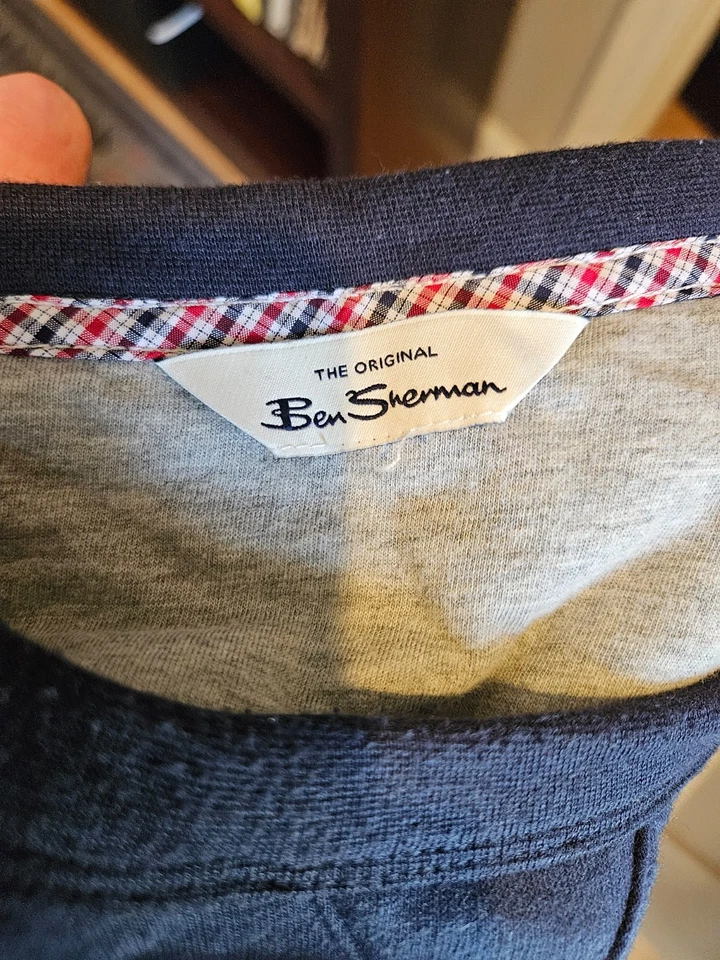 Ben Sherman Navy Quilted Sweatshirt M Crewneck NWOT Modern Mod Oi Active RARE - Image 3 of 4