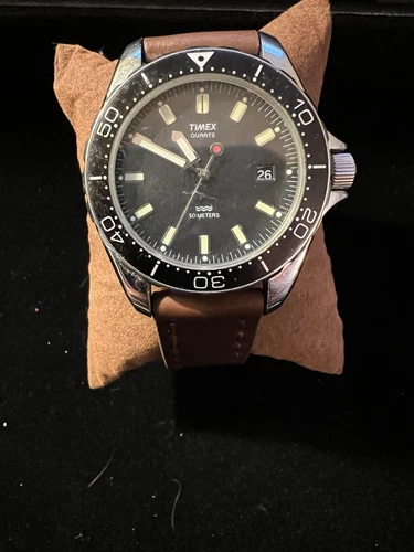 Vintage Timex Men’s Dive Watch,Date, New Battery And Band!