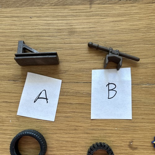 Playmobil Geobra PARTS From misc sets Discount shipping .99 (DF) - Picture 2 of 15