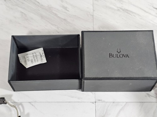 Bulova Black Diamond Mens Watch Wristwatch Accent Diamonds C9671347 Broken Glass - Picture 13 of 15