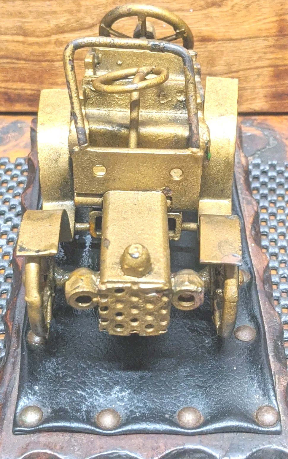 Picture 4 of 10