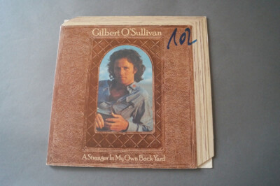 Gilbert O´Sullivan - A Stranger in my own Back Yard (Vinyl LP) (V-2711)
