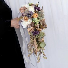 Wedding Bridal Bouquet Bridal Flower Flower Arrangements Romantic Tossing