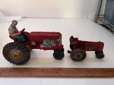 VINTAGE AUBURN TRACTOR AND ARCO TRACTOR
