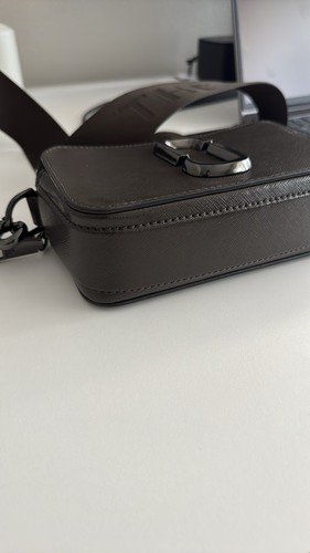 Marc Jacob’s Snapshot Crossbody Bag Dark Gray - Picture 2 of 7