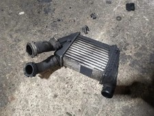 AUDI A4 Avant 8E5, B6 Ladeluftkühler 8E0145806C 2.50 Diesel 2003 33875204