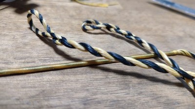 Flämisch gespleißte Bogensehne für 68 Zoll Recurvebogen, 10 Stränge, B55 Dacron