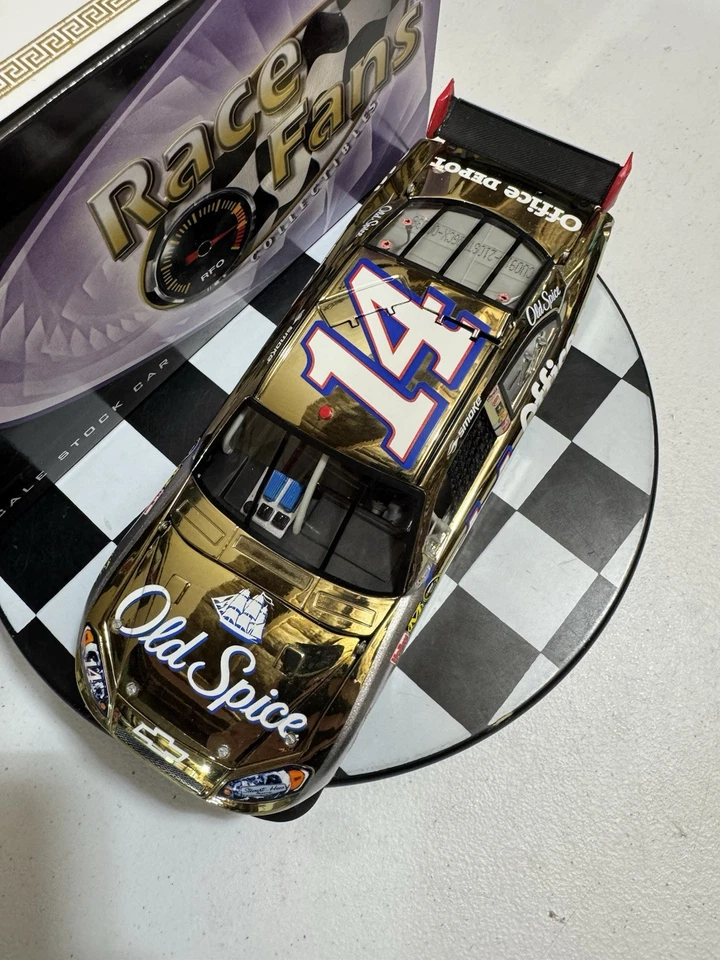 RARO* Tony Stewart #14 Old Spice Gold Chrome 2009 CUNA 1/24 Nascar Diecast Foto 4 de 4
